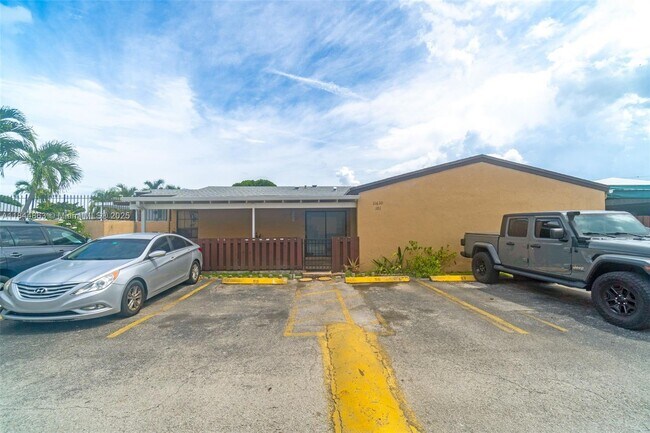 Primary Photo - 11630 SW 2nd St