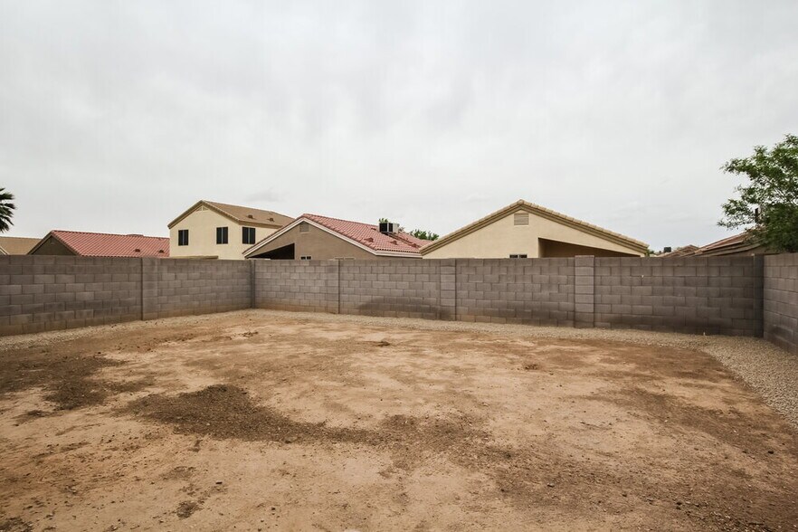Building Photo - 12734 W Via Camille