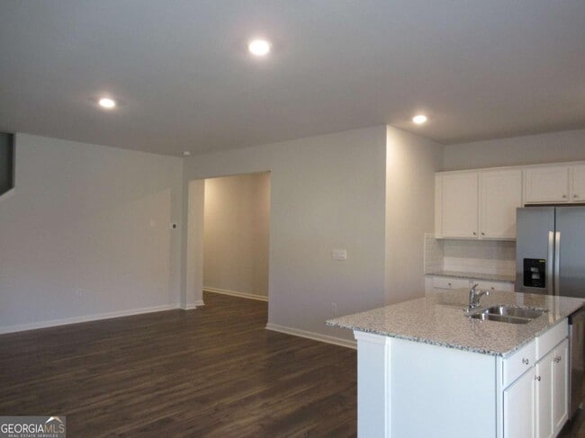 Building Photo - 16 Robinson Ridge