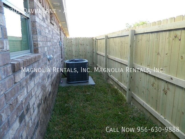 Building Photo - 2 bed 2 bath in Edinburg