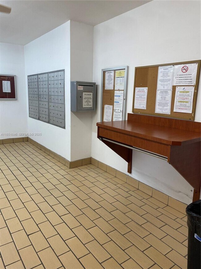 Building Photo - 801 SW 133rd Terrace