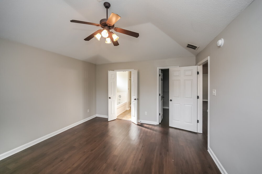 Building Photo - 1719 Brentford Cove