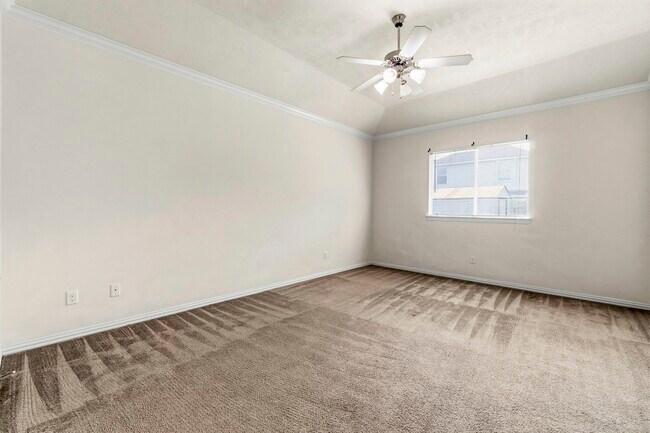 Building Photo - 8203 Loetsch Ridge Way