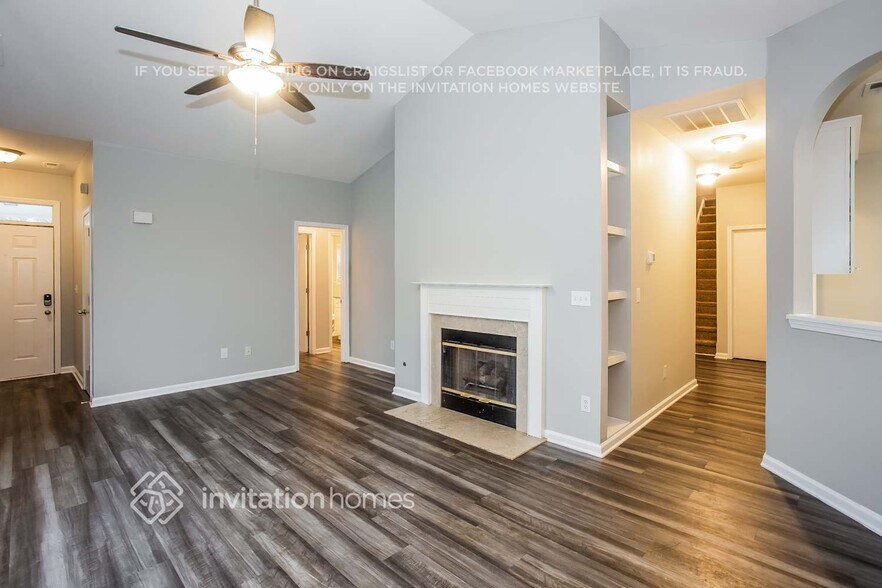 Building Photo - 8311 Springhead Ln