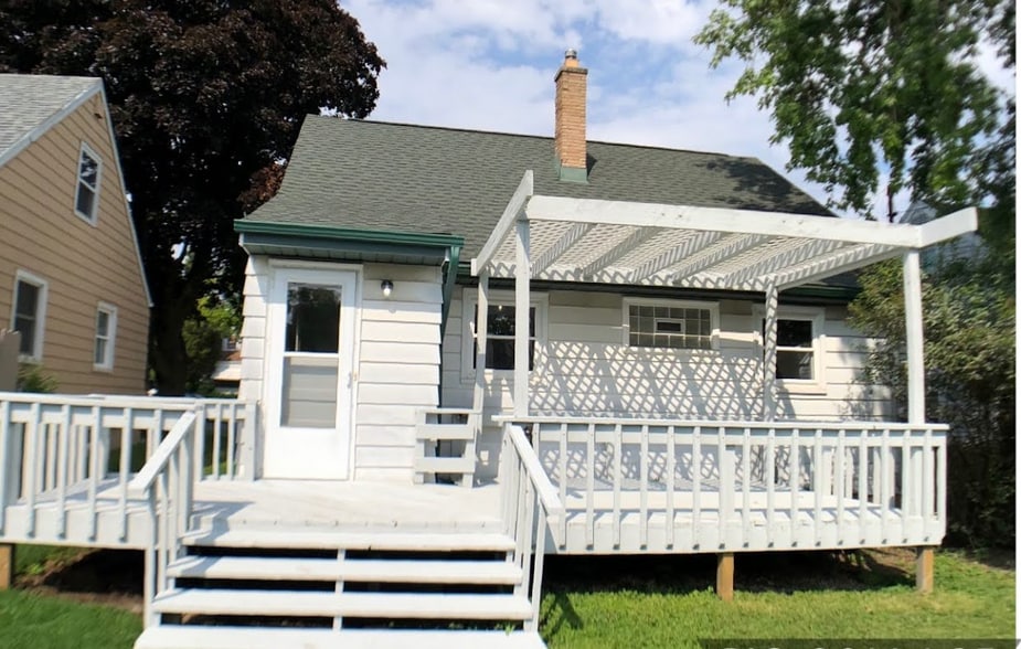 Building Photo - 3806 N 98th St