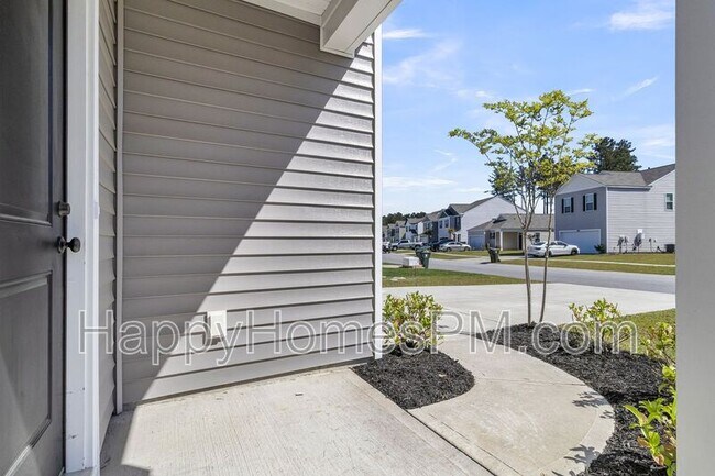 Building Photo - 303 Black Birch Dr