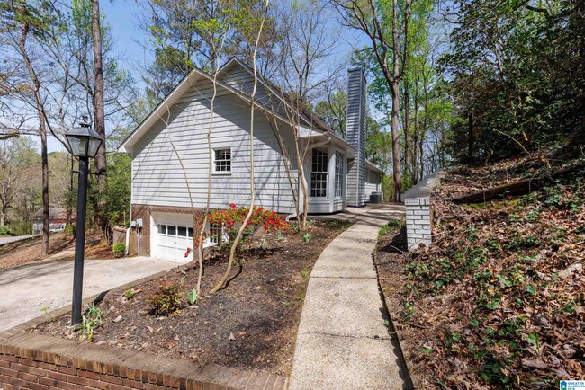 Building Photo - 2105 Arrow Leaf Dr