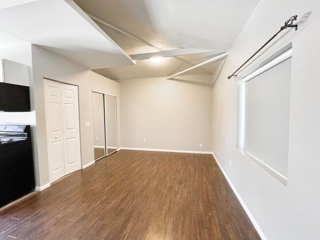 Building Photo - Cozy Studio ADU With Storage Shed