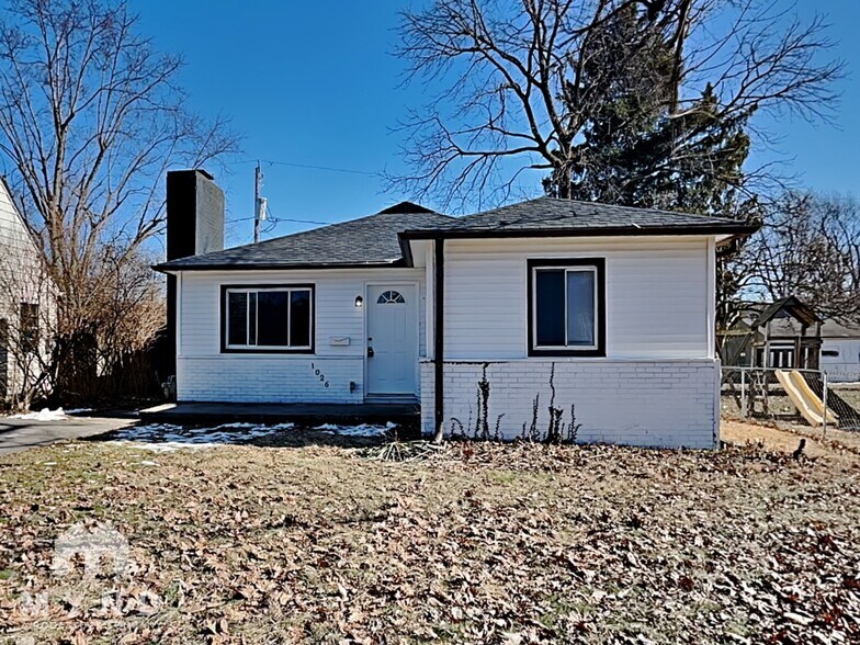 Building Photo - 1026 Elaine Rd