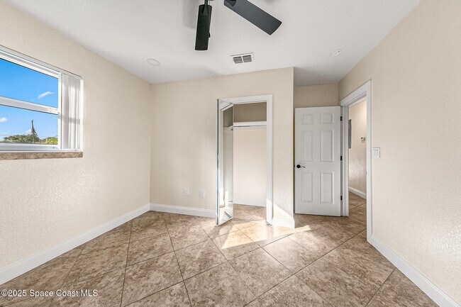 Building Photo - 2917 Rollins St