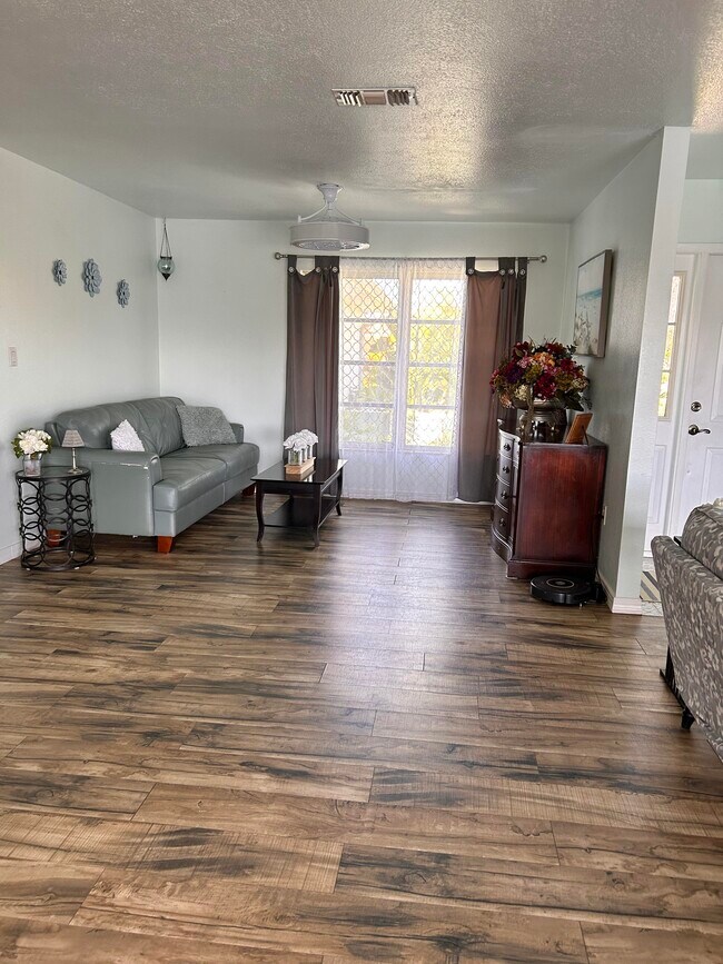 Building Photo - 5058 Ackley Terrace