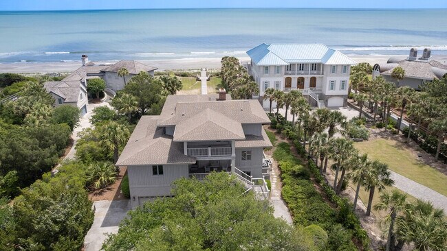 Building Photo - 321 Pioneer Loop