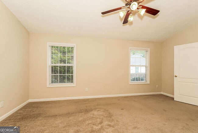 Building Photo - 1678 Sylvia Ct NE