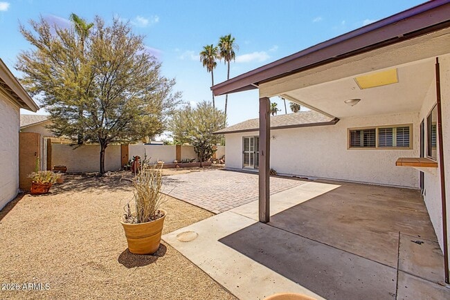 Building Photo - 8689 E Roosevelt Cir