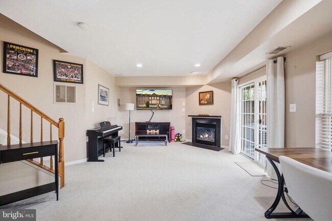 Building Photo - 3342 Wilton Crest Ct