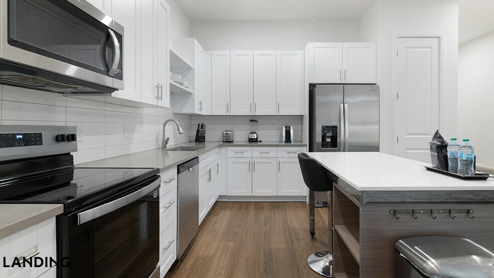 Building Photo - 515 Corso Ln