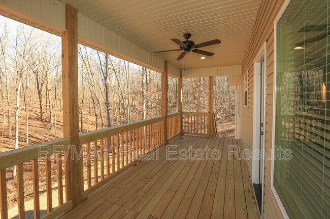 Building Photo - 12 Celtic Dr