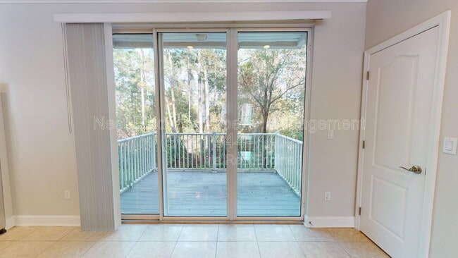 Building Photo - 4421 Ellipse Dr