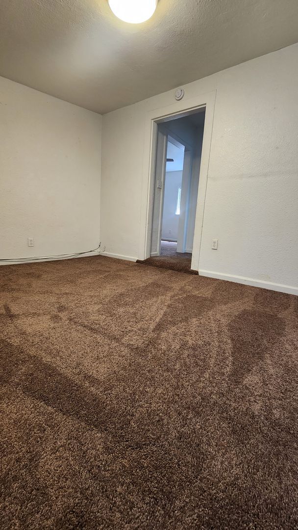 Building Photo - SAC T 1044