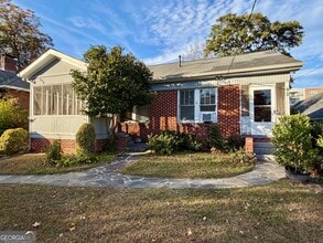 Building Photo - 372 Peachtree Ave NE