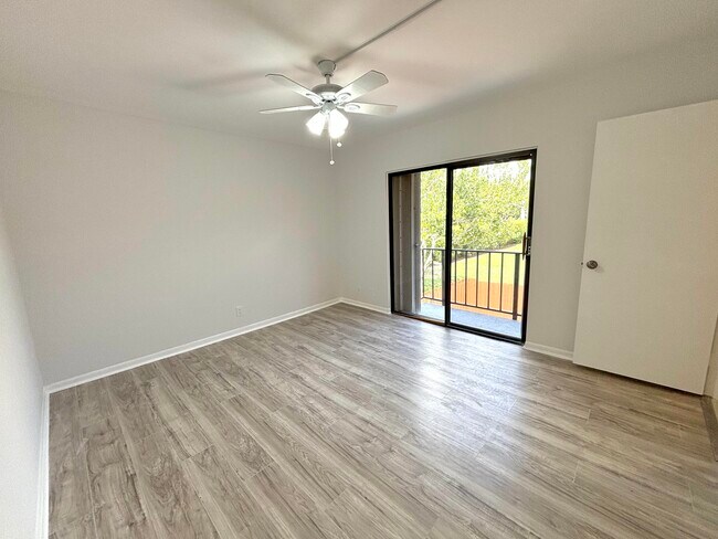 Building Photo - 1820 San Juan Dr