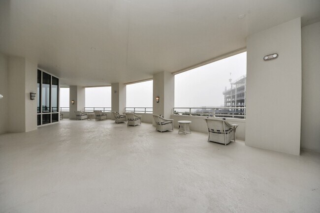 Building Photo - 10327 Termini-San Luis Pass Rd