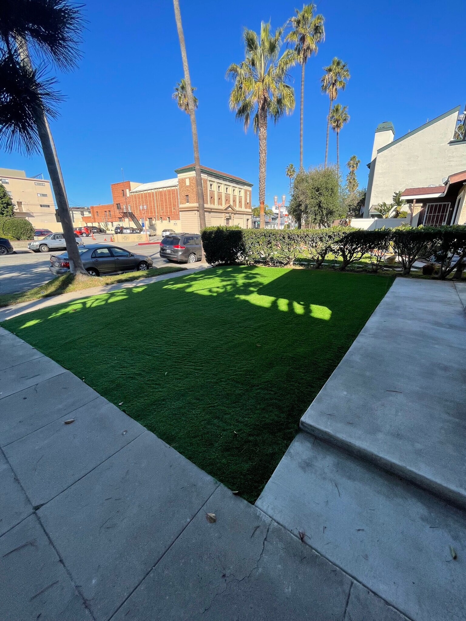 Building Photo - 508 S Catalina Ave