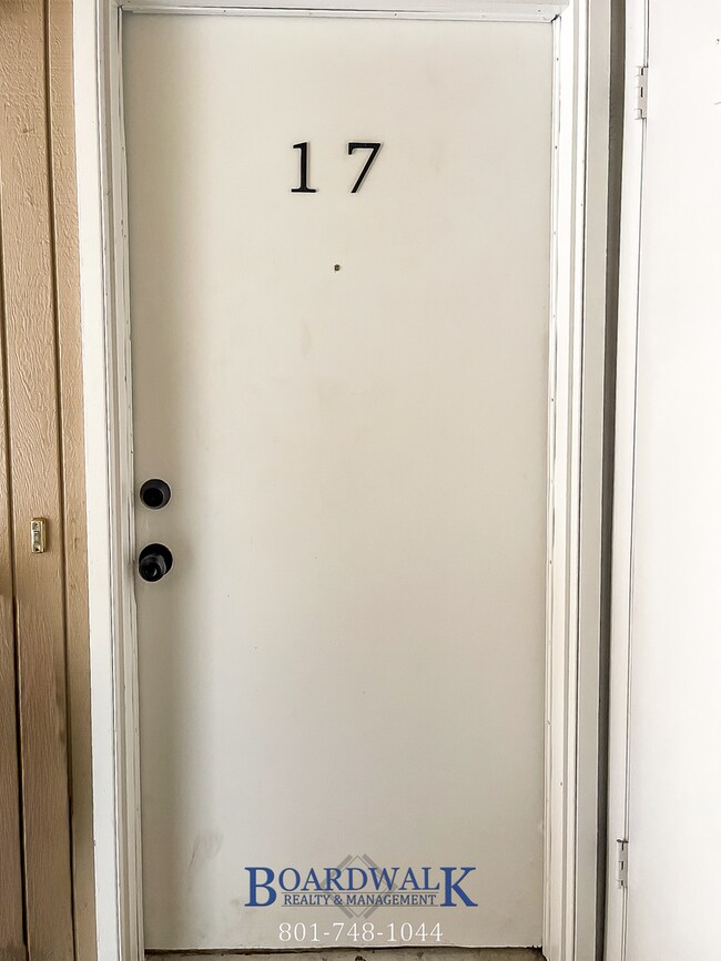 Building Photo - Amazing 2 bed 1 bath apartment in SLC