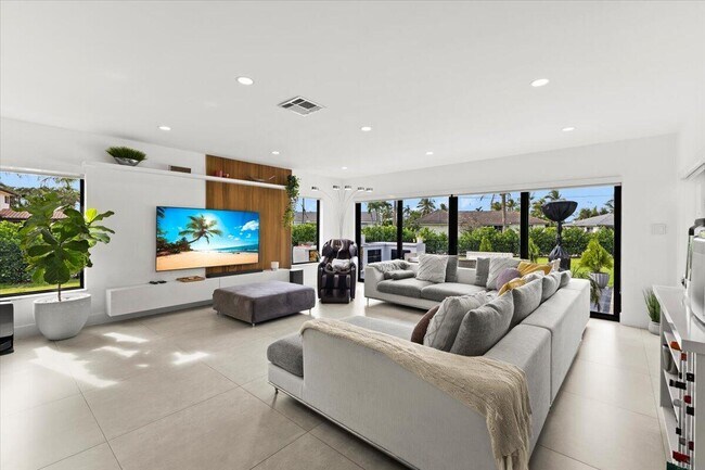 Building Photo - 1049 W Palmetto Park Rd