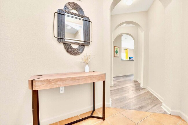 Building Photo - 14200 Avalon Rd