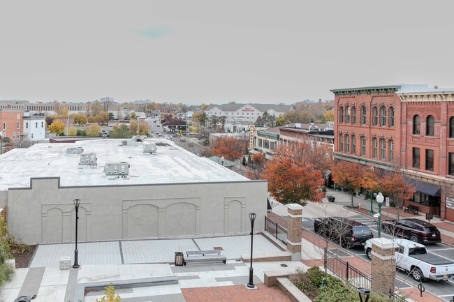 Building Photo - 119 Genesee St