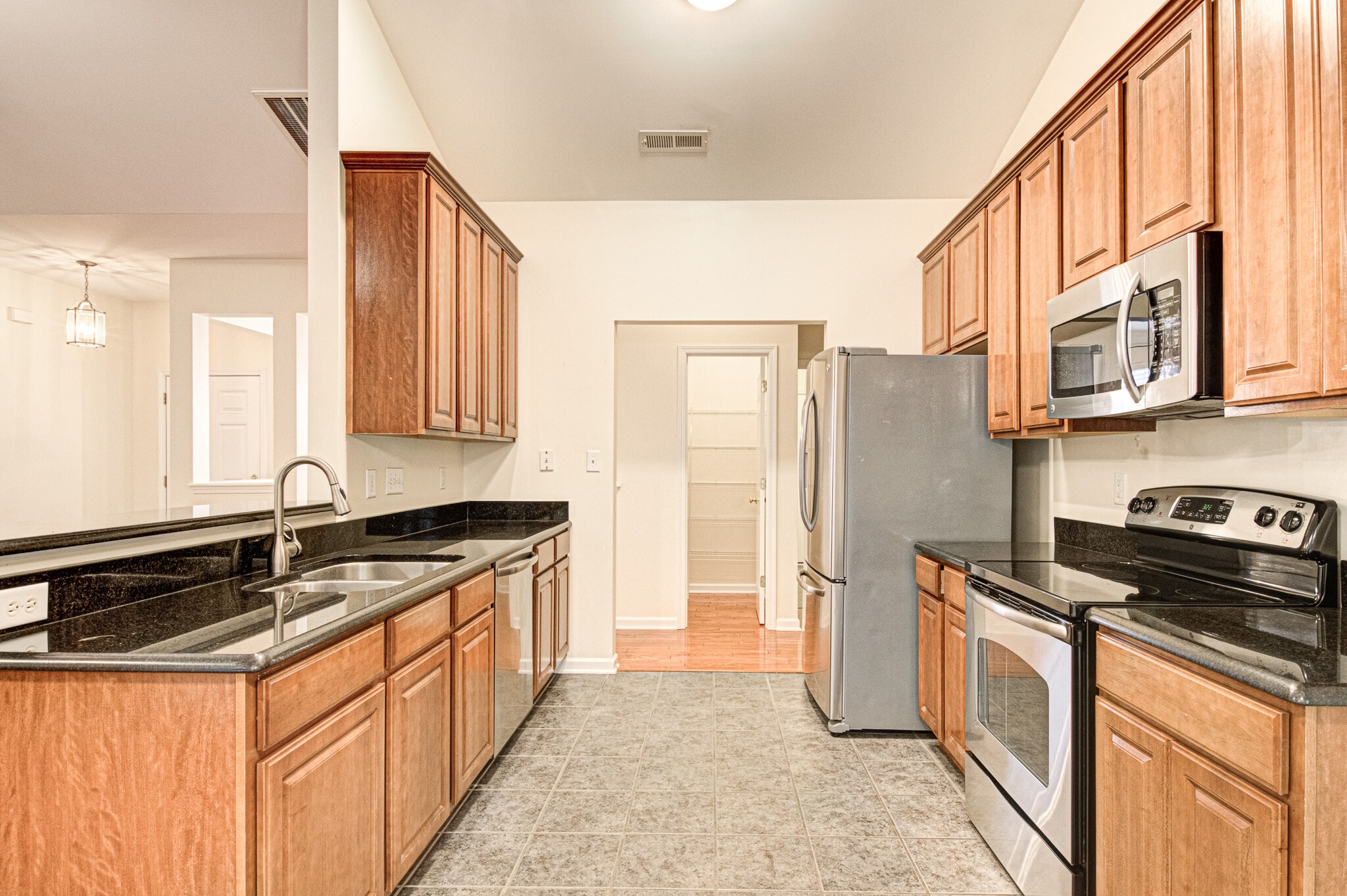 Spacious Kitchen - 6524 Overland Park Dr