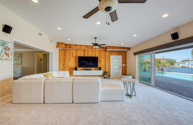 Building Photo - 4222 Miller Dr