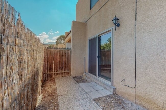 Building Photo - 11426 Prospect Ave NE