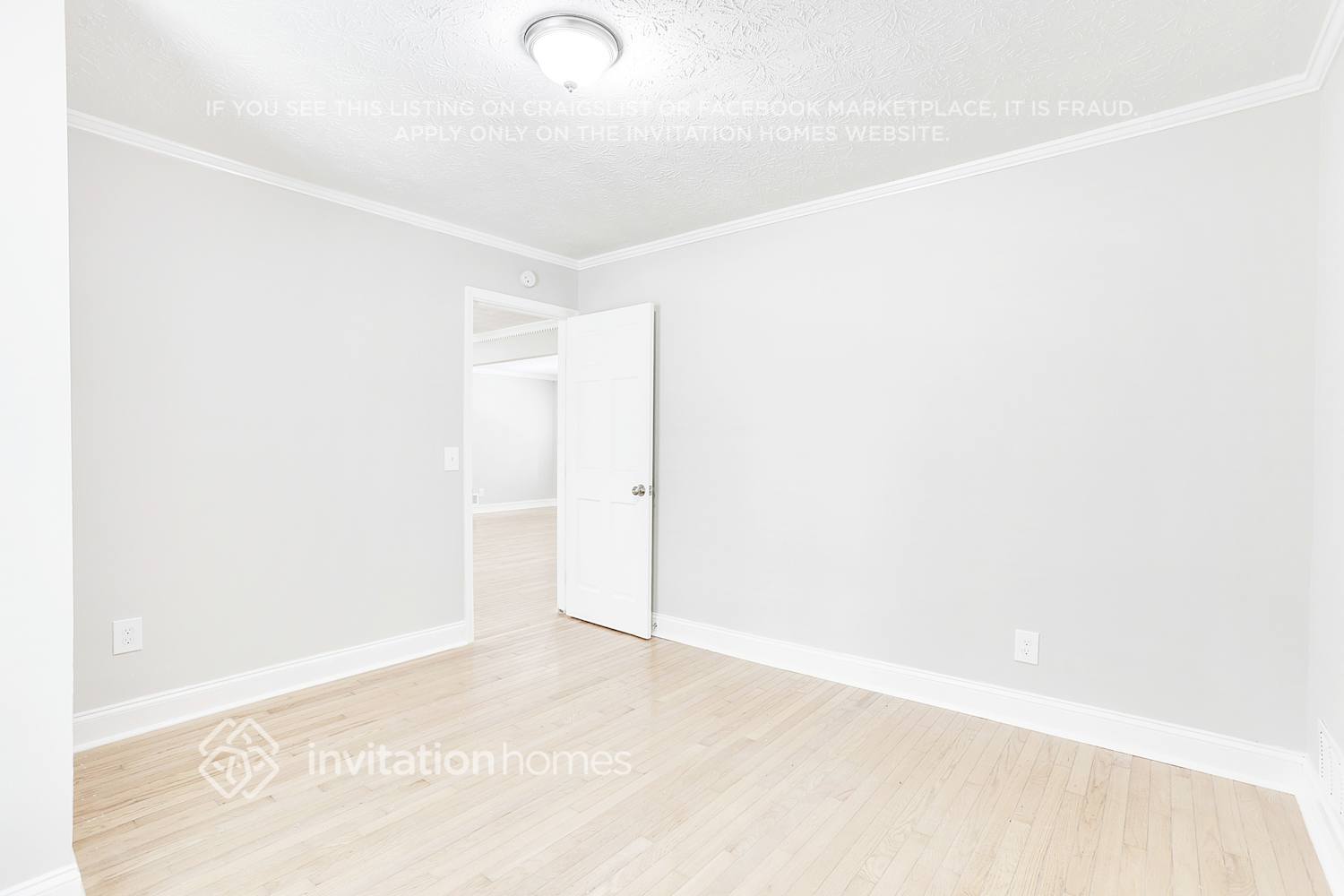 Building Photo - 562 Rollingwood Dr