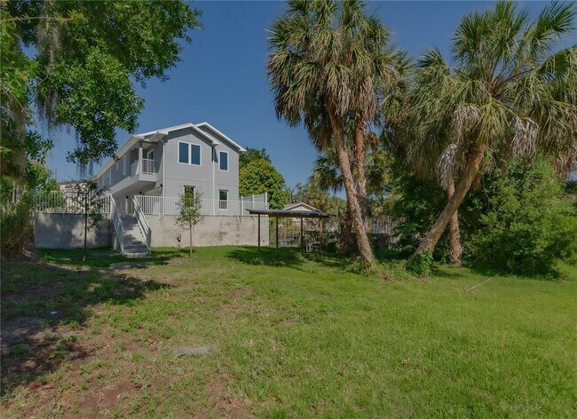 Building Photo - 310 Hibiscus St