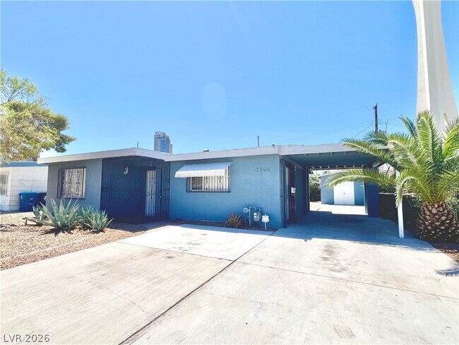 Building Photo - 2300 Santa Clara Dr