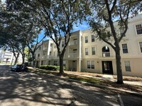 Building Photo - 1 Bed 1 Bath Town-home In Siena Celebration