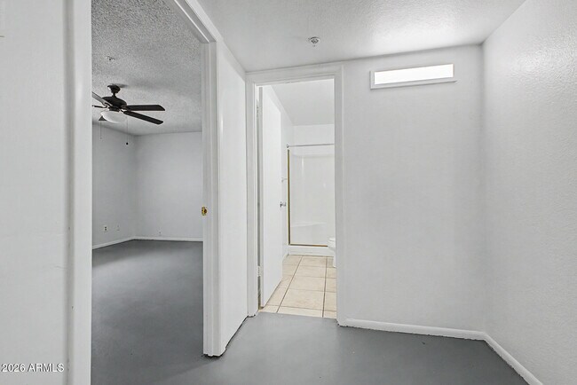 Building Photo - 4401 S Rita Ln