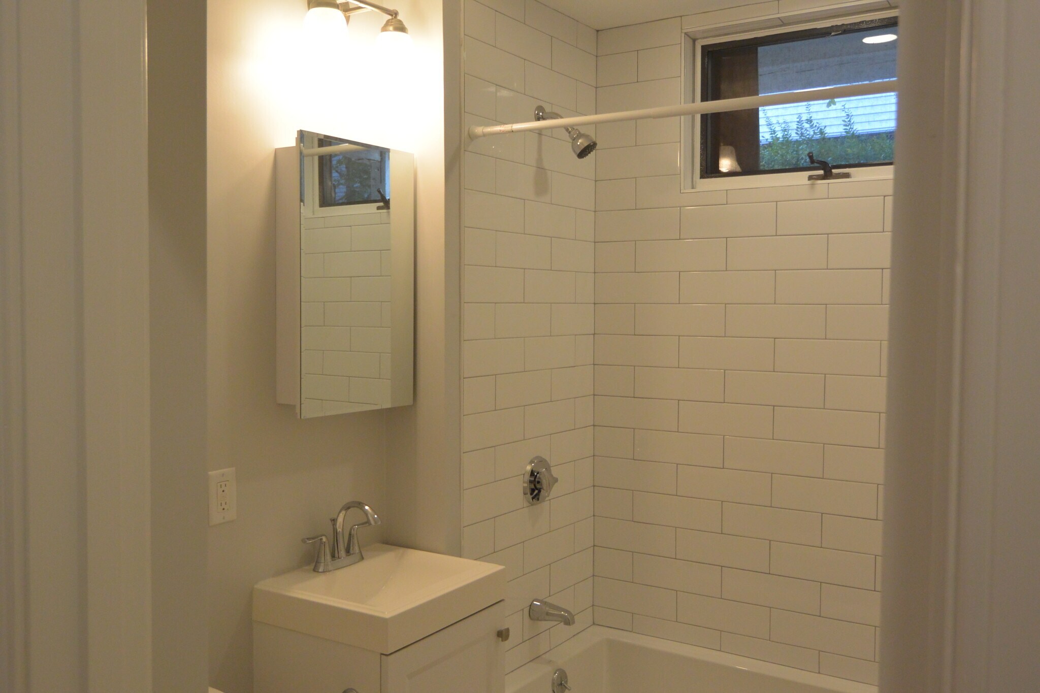 Building Photo - 54 Tremont St