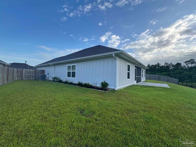 Building Photo - 10984 Coues Dr