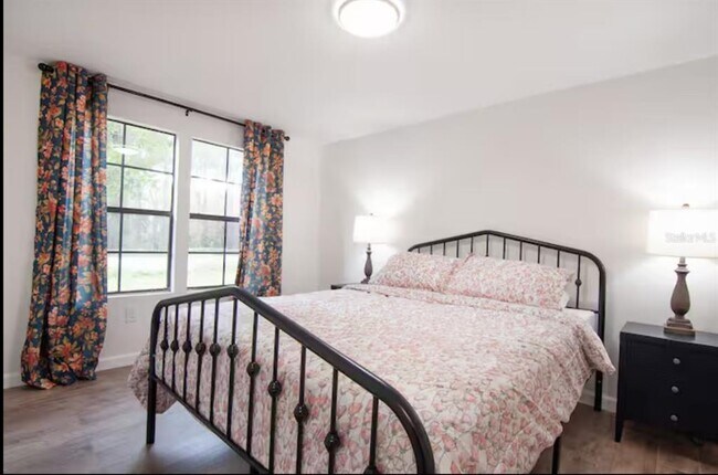 Building Photo - 1951 NW 119th Ct