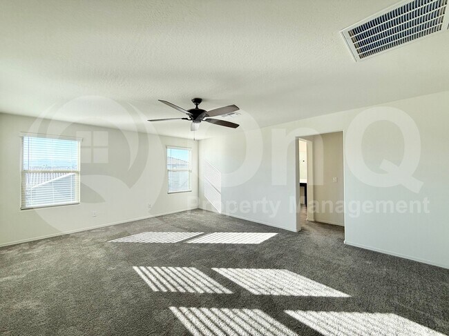 Building Photo - 16525 W Jenan Dr