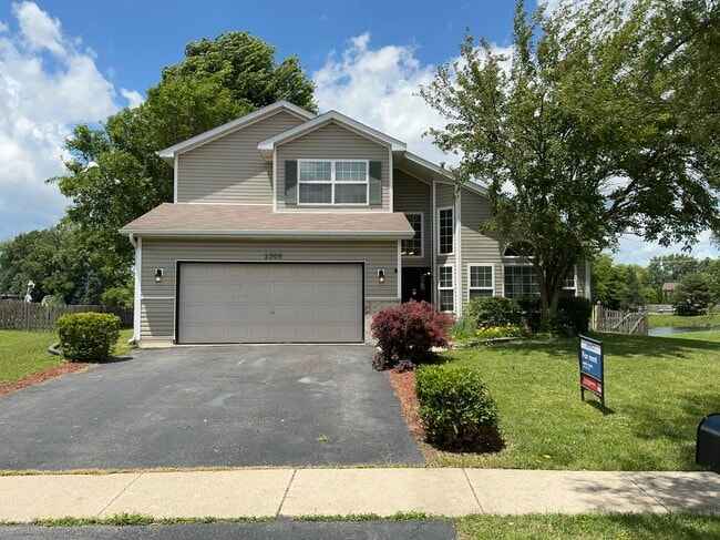 Building Photo - 2309 White Eagle Dr