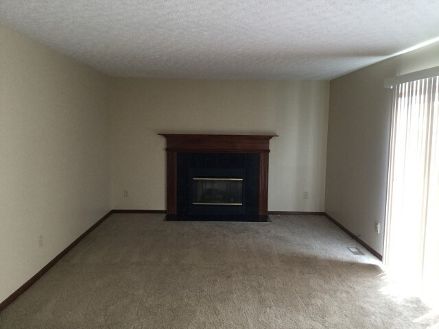 Building Photo - 9249 Belmont Pl