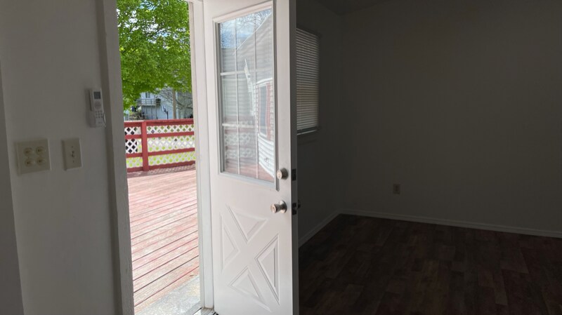 Building Photo - 415 N Washington St