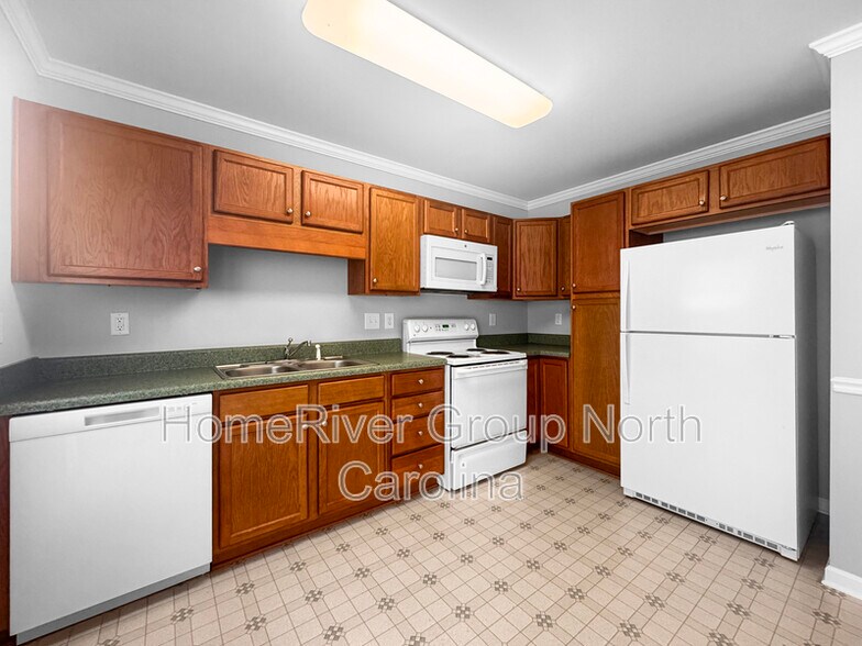 Building Photo - 3849 Hickswood Creek Dr