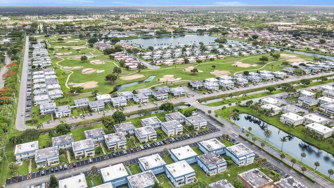 Building Photo - 287 Seville Terrace