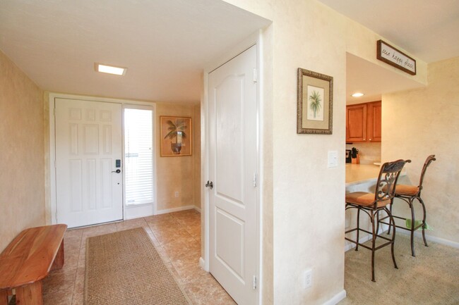 Building Photo - ** 2/2 CHARMING FURNISHED CONDO AT THE ISL...