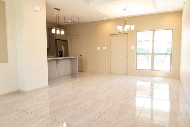 Building Photo - 4101 Blue Quail Rd